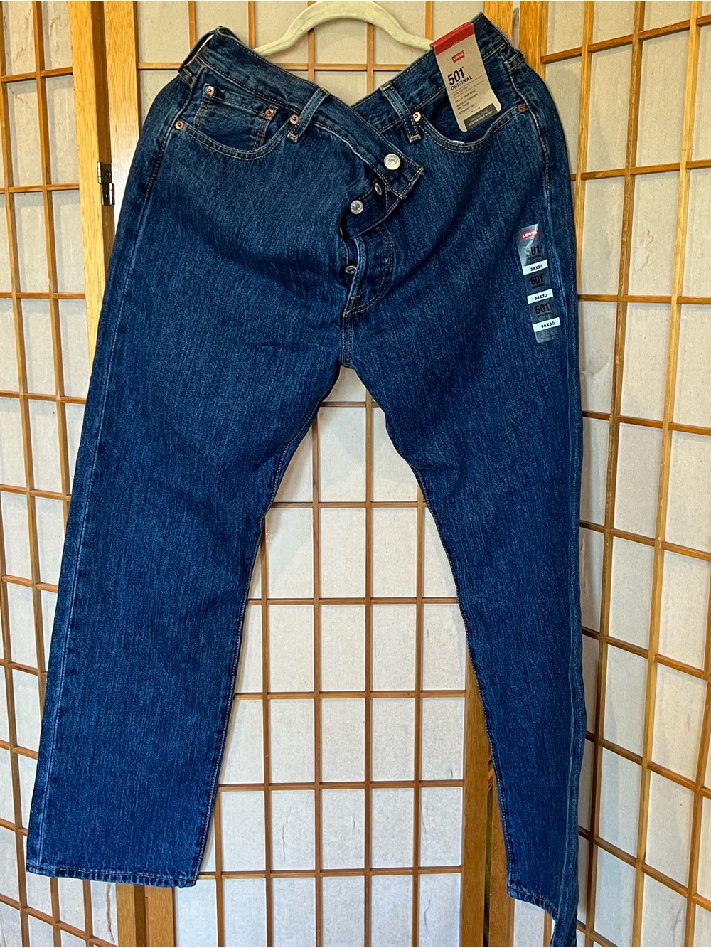 NWT Levis 501 Original Fit Button Fly Straight Leg Jeans Medium Wash 36x30 36